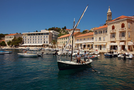 Island Hvar hotel Book now